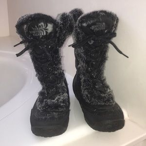 Women’s north face snow boots